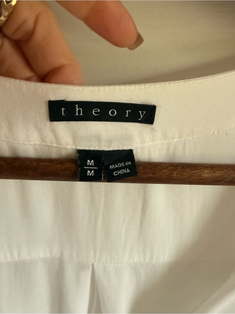 White Theory blouse - Picture 2 of 3